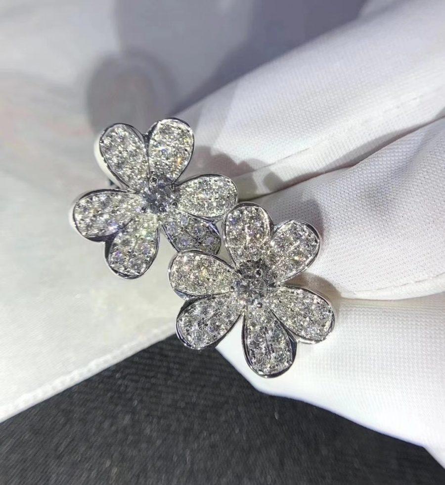 [LUXE]FRIVOLE SILVER FLOWER DIAMOND EARRINGS