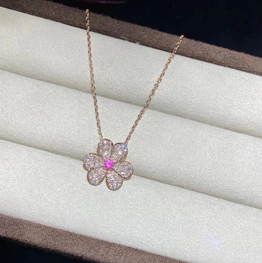 [LUXE]FRIVOLE ROSE GOLD FLOWER DIAMOND NECKLACE