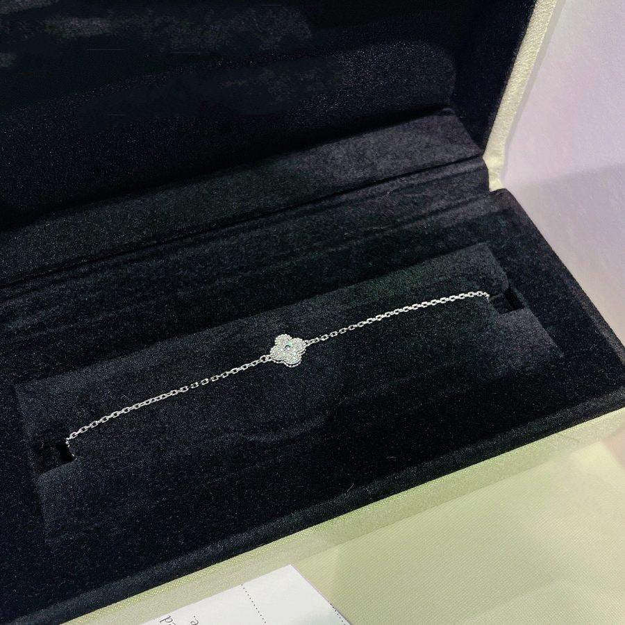 [LUXE]CLOVER  SINGLE FLOWER BRACELET SILVER