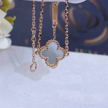 [LUXE]CLOVER WHITE MOP SINGLE FLOWER BRACELET