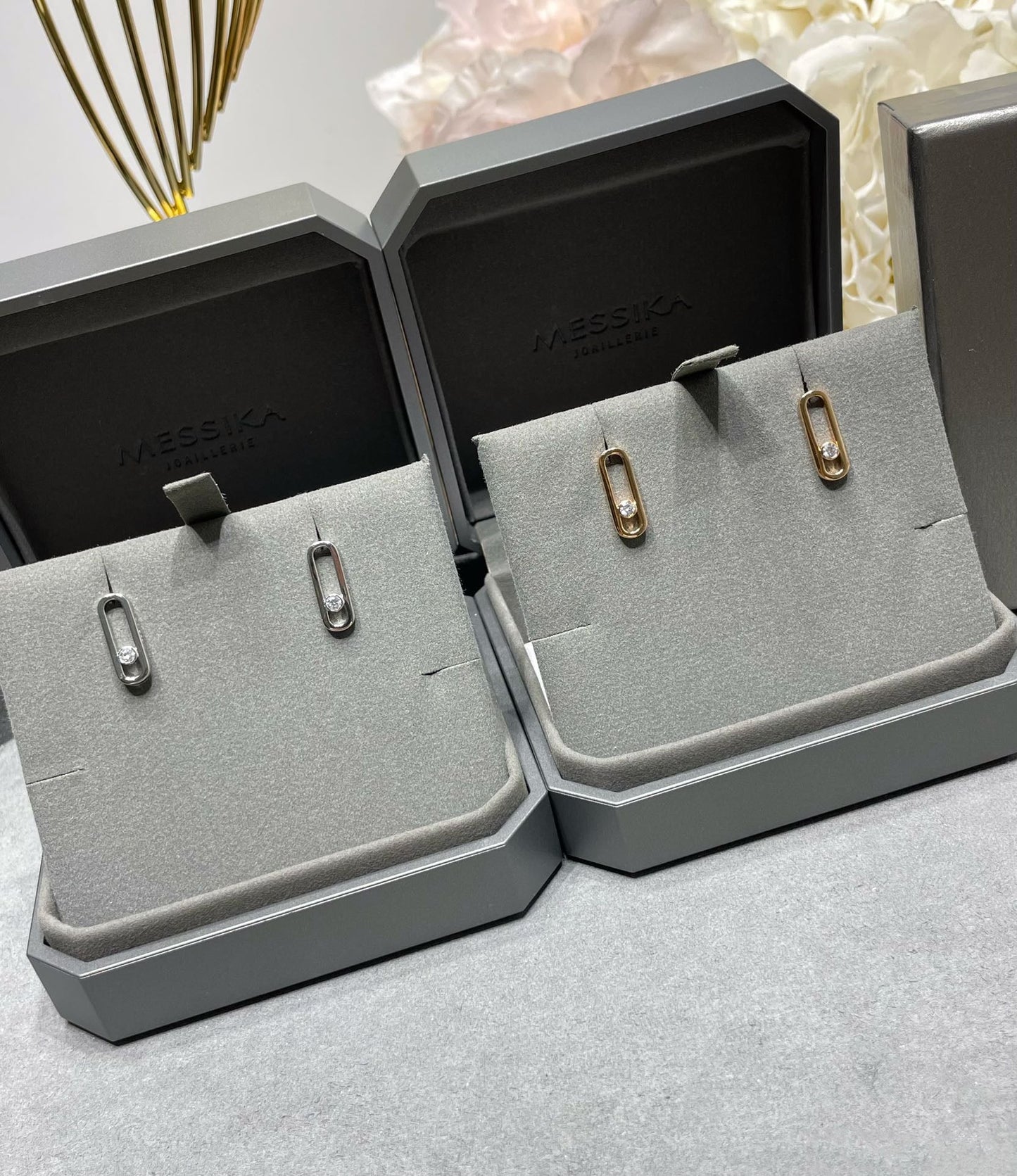 [LUXE]MOVE UNO SMALL 1 DIAMOND EARRINGS