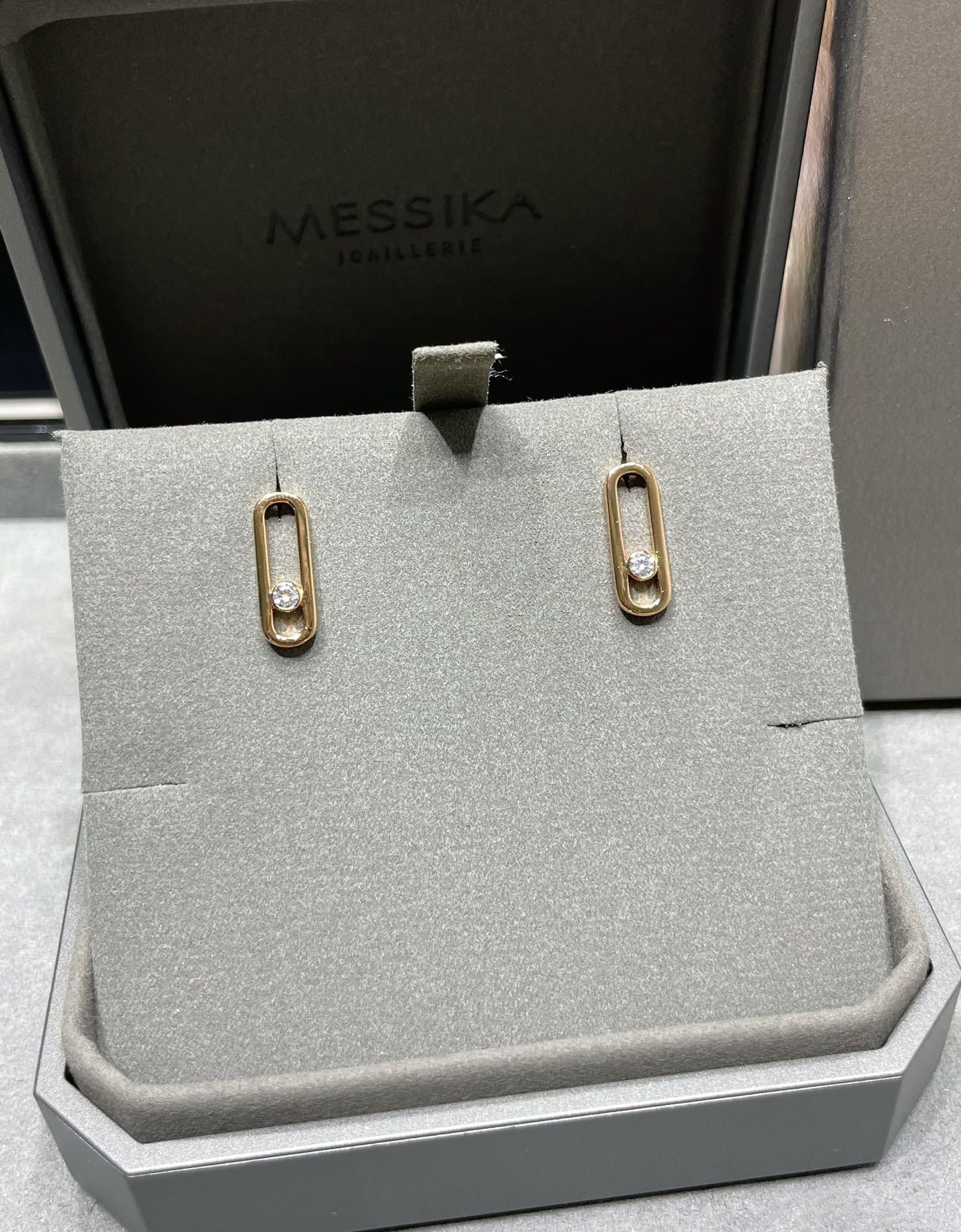 [LUXE]MOVE UNO SMALL 1 DIAMOND EARRINGS