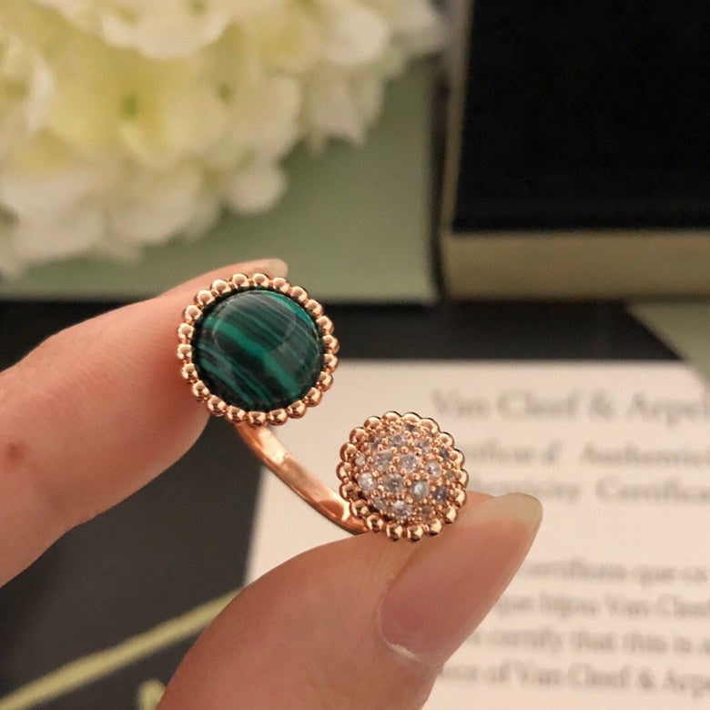 [LUXE]PERLEE COULEURS DIAMOND ROSE GOLD BETWEEN THE FINGER RING