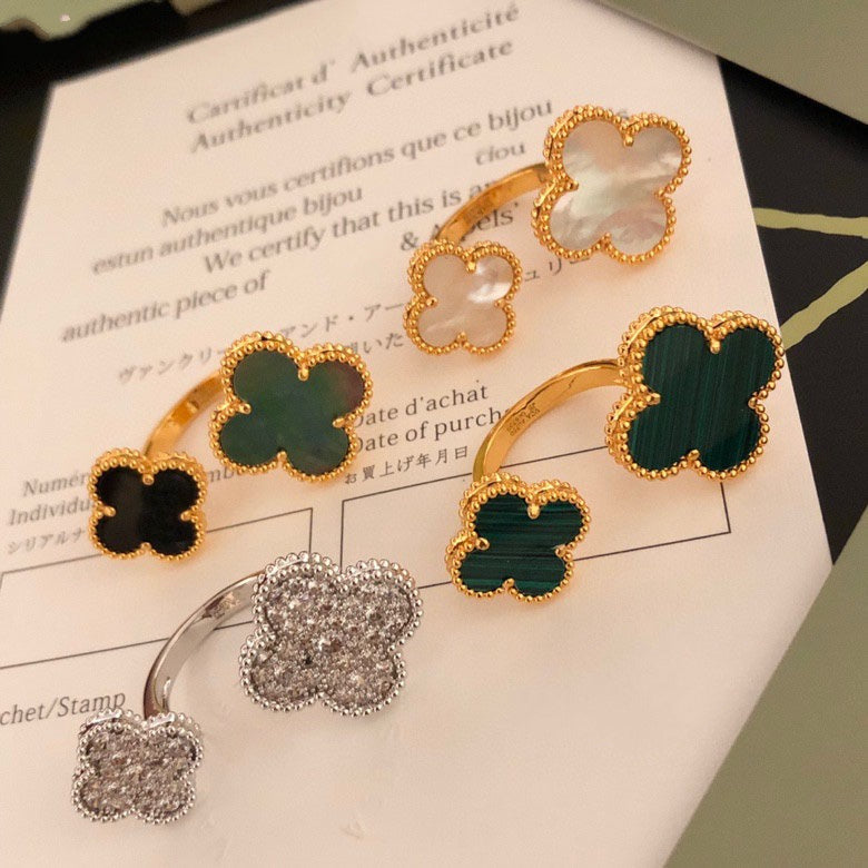 [LUXE]CLOVER BETWEEN THE FINGER RING